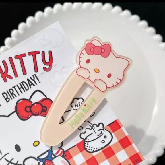 Hello Kitty Other - Hello Kitty Barrette x 2 Snap Barrettes Acrylic on Gold Cream Color w/ Kitty
